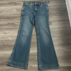 Wrangler Women's Flare Jeans in Blue